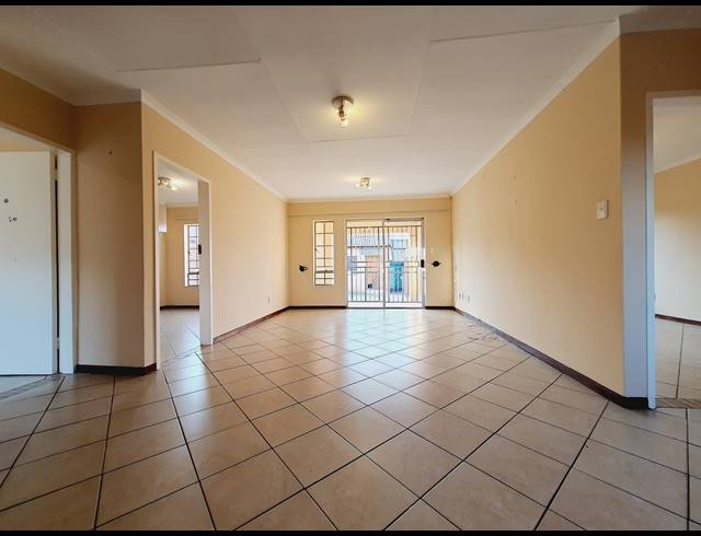 3 BEDROOM SIMPLEX TO LET IN NOORDWYK